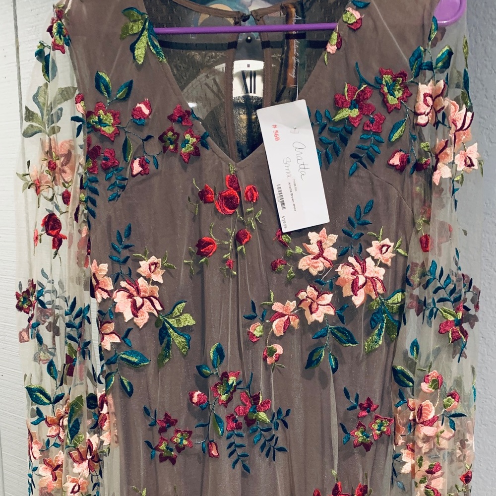 Women’s dress